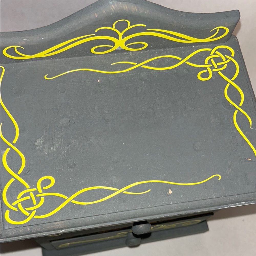 Hand-Made/Painted Gray Jewelry Box/Dollhouse 2 Drawer Dresser w/Neon Yellow Dsgn - Picture 15 of 16
